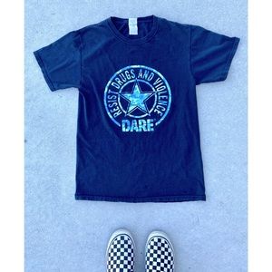 VTG 1990s D.A.R.E. Graphic Tee Shirt